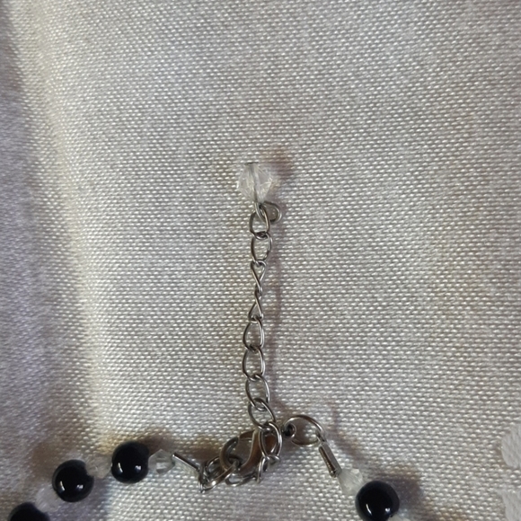 NECKLACE - Picture 3 of 4